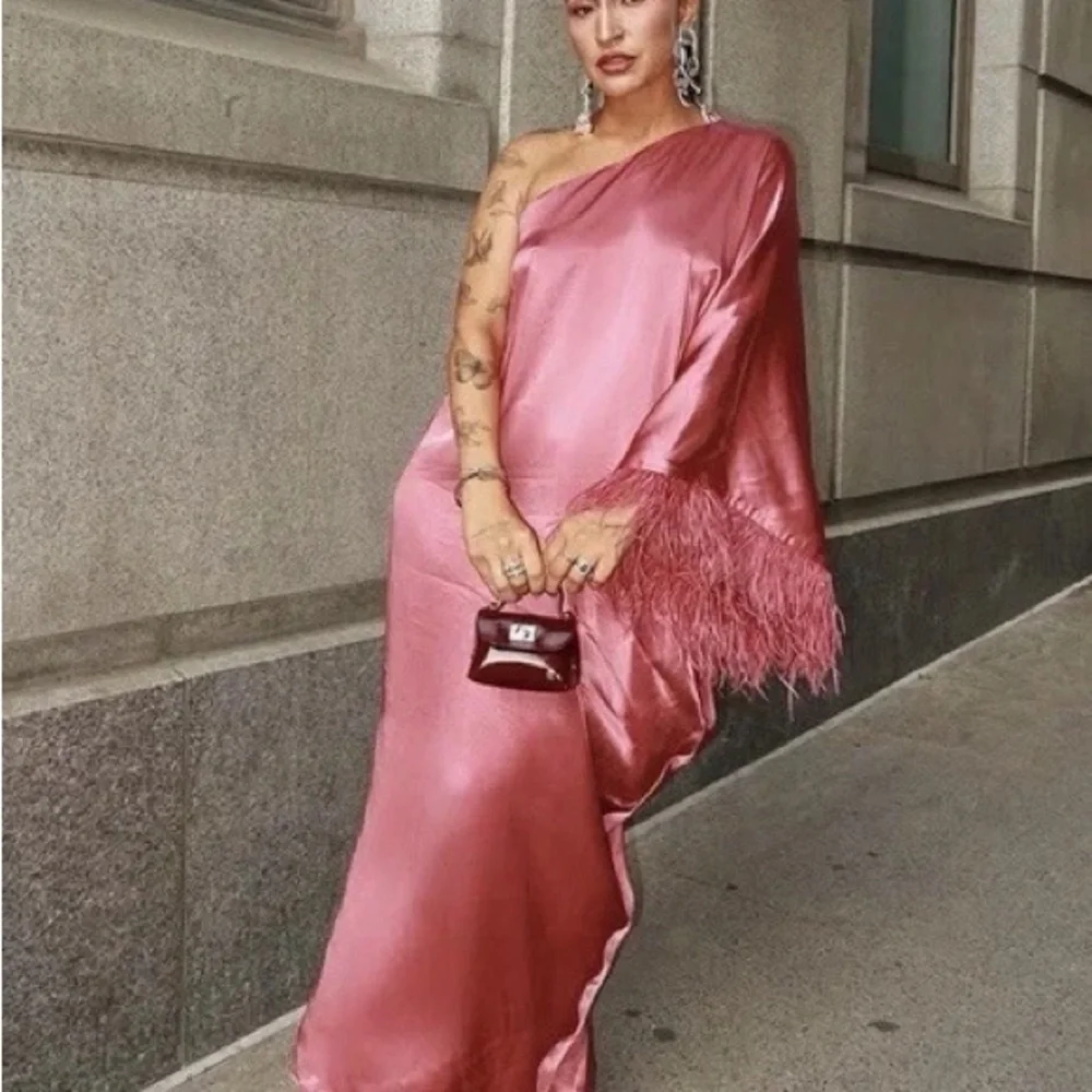 Pink Zara Feathered Satin Dress - Picture 5 of 7
